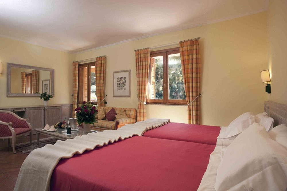 Forte Village Resort - Bouganville Santa Margherita di Pula Habitación foto